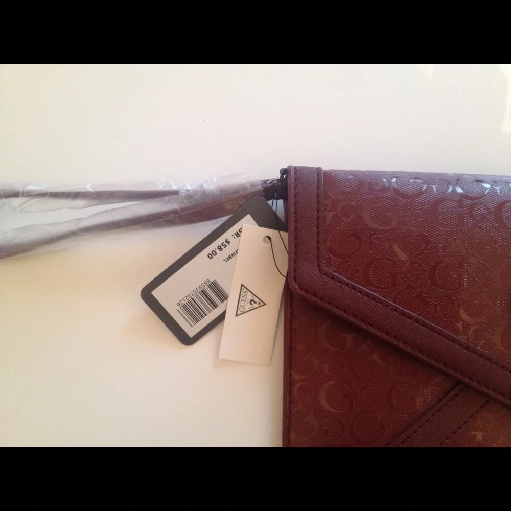 Guess nwt burgundy